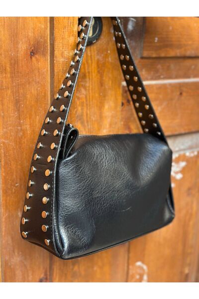 Zealous Trok Embroidered Zippered Casual Leather Bag