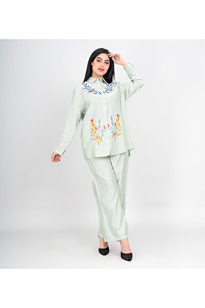IKKXA Modern Two-Piece Outfit Soild Shirt and Pants Colorful Embroidery Details