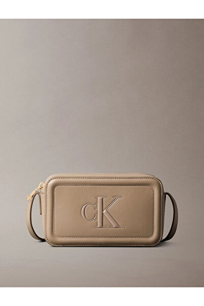 Calvin Klein Bold CK Kamera Kadın Kahverengi Çapraz Çanta LV04F3220G-VFU