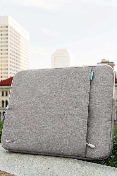 Tomtoc A13F2G2 16 حافظة للكمبيوتر المحمول ديفندر-A13 باللون الرمادي الداكن