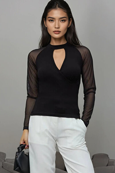 Trend Alaçatı Stili Women's Black Drop Neckline Tulle Detail Blouse Alc-X14892