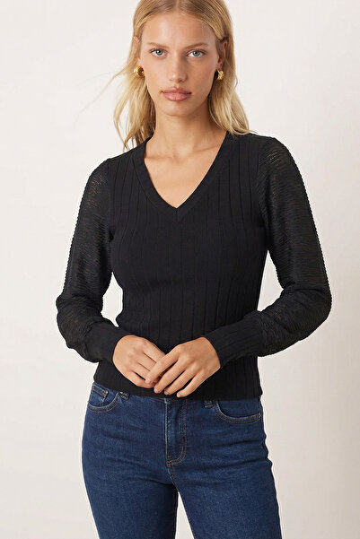 armonika Women's Black V-Neck Sleeves Ruched Blouse Arm-26K001081