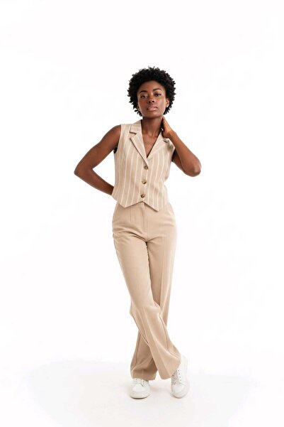 Batik Дамска яке с яка 95001