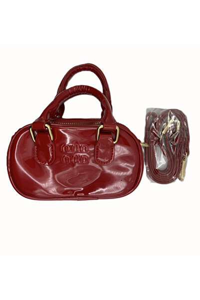 Other Small glossy handbag with a detachable shoulder strap – black/red/beige