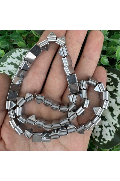TAŞ UZMANI Pyramid Macrame Silver Hematite Stone 8X8Mm