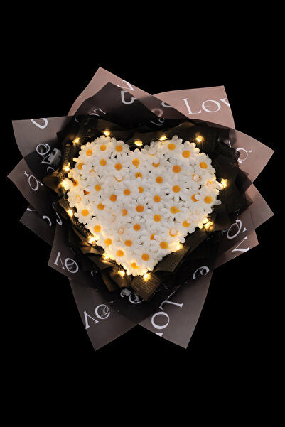 FUŞA ÇİÇEKÇİLİK Led Işıklı , Kalpli Papatya Buketi – Siyah Özel Tasarım Ambal...