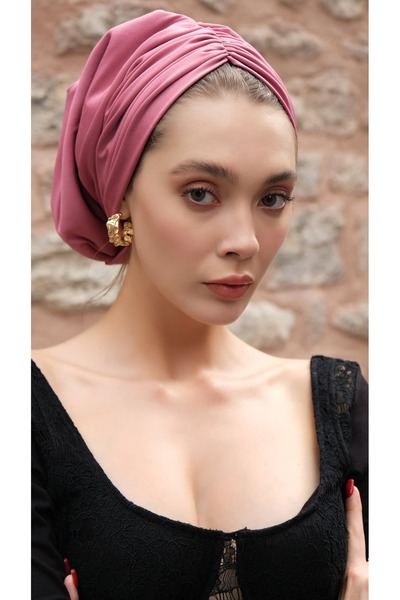 ladrans Sisre Drapeli Dolgulu Günlük Bone