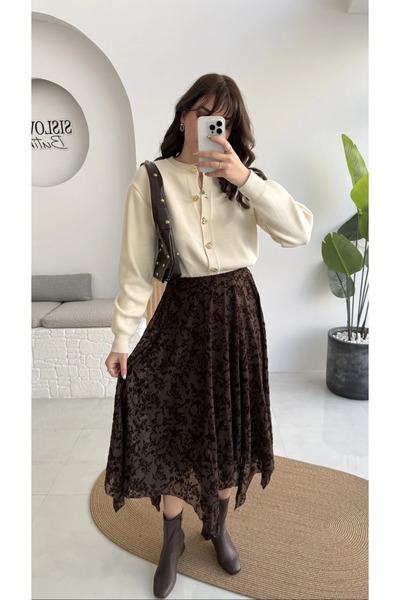 02Lady Fashion Asymmetrical Cut Textured Tulle Skirt