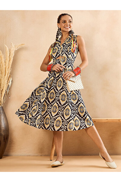 WineRed By Styli Women Black Printed Sleeveless Knee-Length Dress