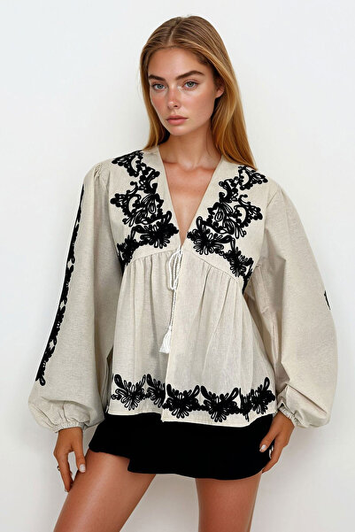 bacc Ecru Embroidered Lace-Up Blouse Bchesq-251130