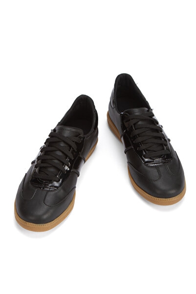 Stilo Women's Black Leather Sneaker Rubber Sole Stylish Black Design