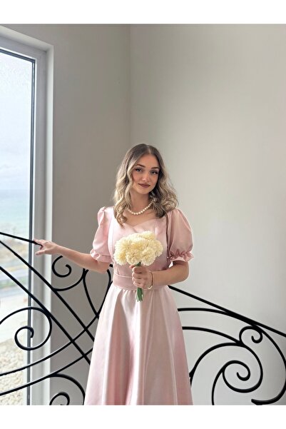 essolaria BİRCE Kadın Açık Pembe Saten Kalp Yaka Fırfırlı Kol Detaylı Modern ...