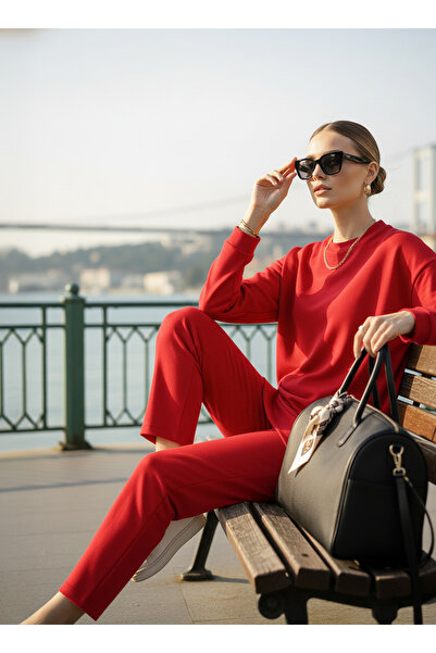 MENESSA Tunik Formlu Tesettür Eşofman Takımı - Oversize Kesim, Cepli ve Pamuk...