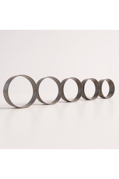 EMPA A V M Round 5-Piece Metal Cookie Mold