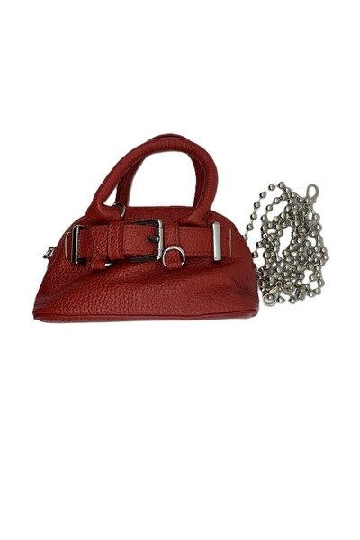 Other Small pebbled leather handbag with metal chain – light blue, black, red