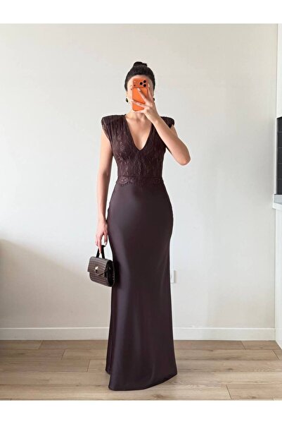 LOCH BUTİK Women's Brown Satin V-Neck Lace Shoulder Pad Piece Maxi Dress