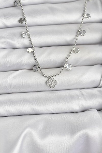 Inure Jewelry قلادة نسائية من النحاس الفضي على شكل ورقة البرسيم