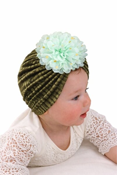 Pure Boutique Caciulita verde tip turban din catifea cu floare aplicata
