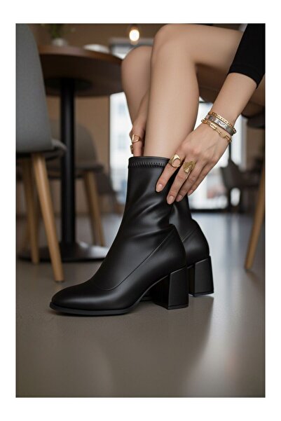 LC Waikiki Kadın Avis Klasik Siyah Streç Bot