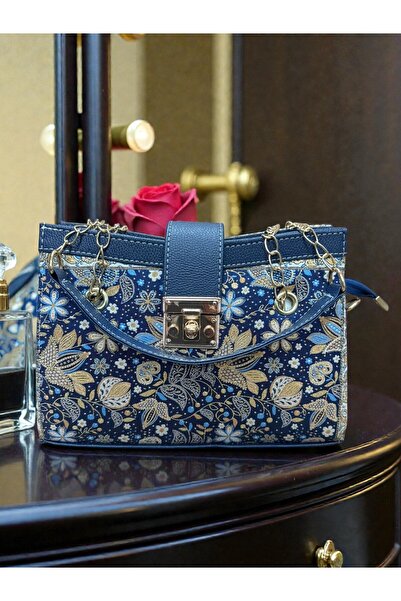 KAYA GİFT AND BAG KEMERLİ ÇANTA