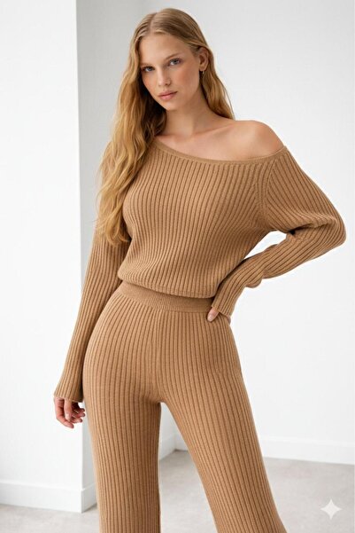 TOFAN TRİKO Madonna Collar Rubberized Suit