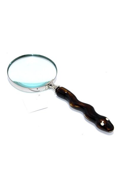 Kızıltoprak Magnifying Glass