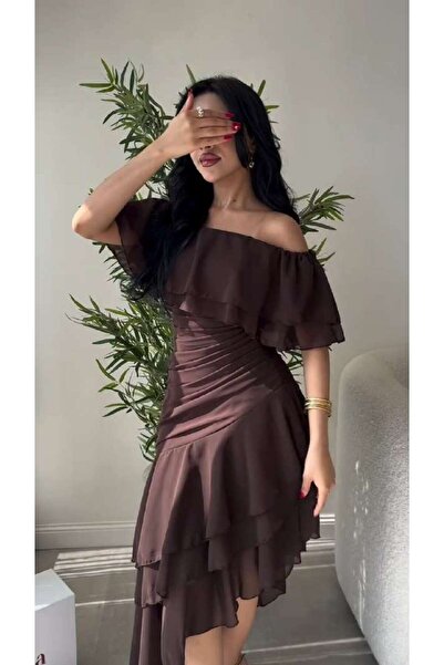 leon Soft, confusing brown dress