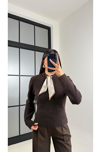 Gaus Acı Kahve Fular Detaylı Triko Kazak GAUS-00830