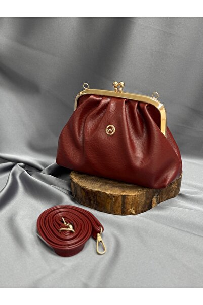 BENAHOLL حقيبة نسائية ميرفا ذهبية اللون مع حزام مزين بالتفاصيل، حقيبة يد وحقي...