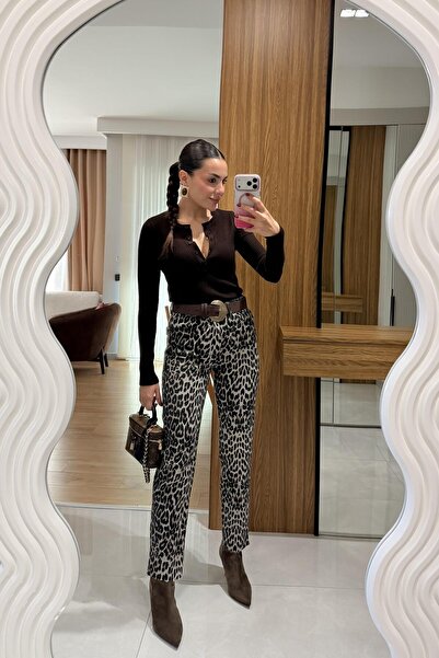 Gizem Ecemiş Silveria Leopar Boyfit Kesik Paça Jean