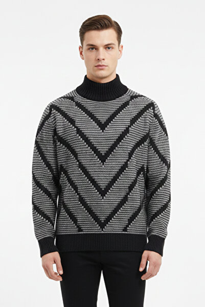 Pulltonic Men's Half Turtleneck Blocky Sweater