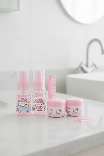SANRIO Lisanslı Hello Kitty Seyahat Seti