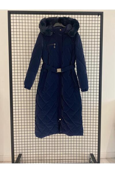 Armine Çıkarılabilir Kapüşonlu Fermuar Detaylı Toka Kemerli Kapitone Kaban