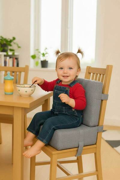 RevuBaby Bebekler ve Çocuklar İçin Sandalye Yükseltici Mama Sandalyesi Minderi