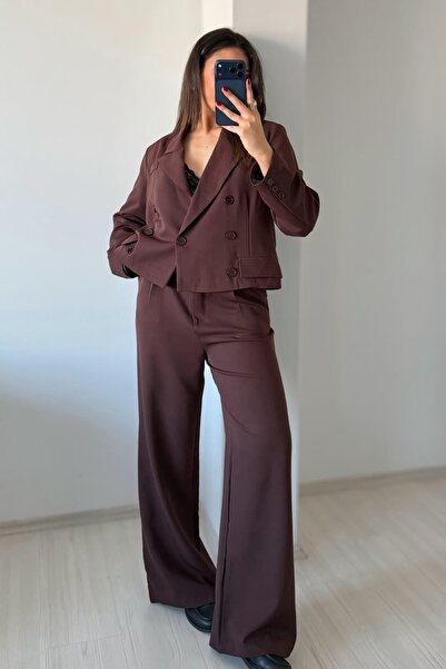 Güneş Σετ Μπλέιζερ με Λεπτομέρειες Τσέπης και Παντελόνι Παλάτσο - Βουργουνδί