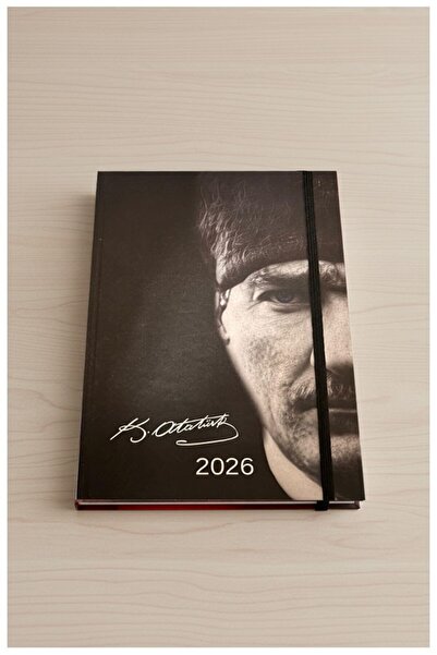 Artlantis Agendă zilnică Atatürk 2026 17x24 cm cu copertă elastică Atatürk Pl...
