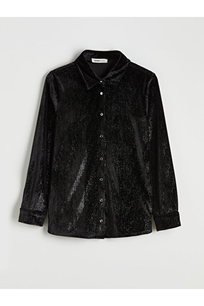 LC Waikiki Siyah Parlak Görünümlü Kadın Kadife Gömlek