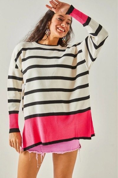 MEGHAN L.A Pink Striped Slit Owersize Knitwear Sweater
