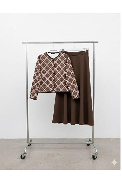 YILMAZBARMAZ Set de damă din două piese, cu imprimeu etnic și detalii pătrate