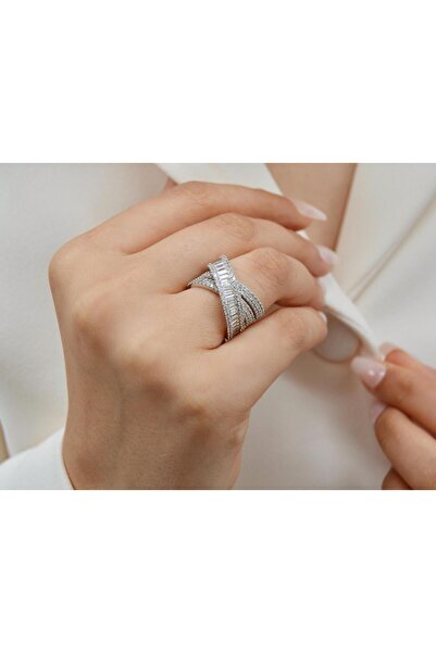 Karadeniz Kuyumculuk Baget Taşlı Sarmal Yüzük