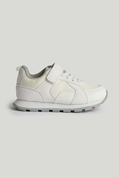 MOTHERCARE White Trainers