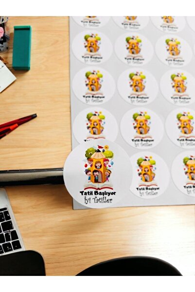 KanvasSepeti The Holiday Is Starting, Happy Holidays Written Sticker - Gradua...