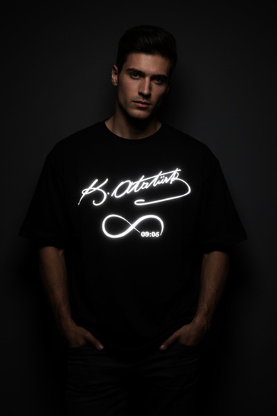 Angels Passion Reflective Ataturk Signature B Printed Men's T-Shirt - Detaile...