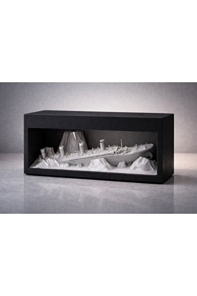 BLTGROUPS Işıklı Titanik Gemi Figürü