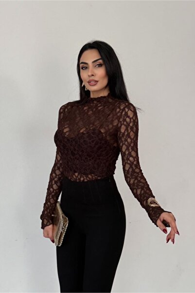 Emel Yıldız Lace Stand Collar Blouse