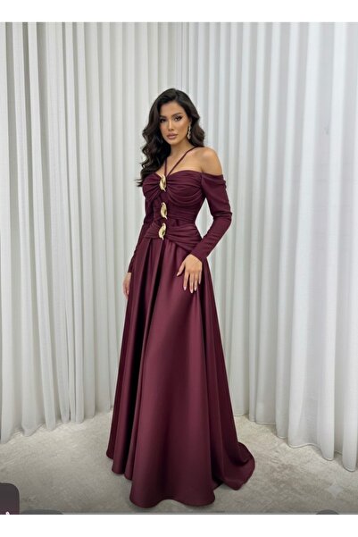 Princess costumes Evening dress available in three elegant colors