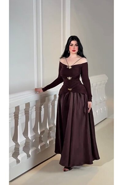 Princess costumes Evening dress available in three elegant colors