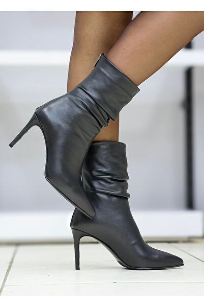 favorimo Heeled Women's Boot