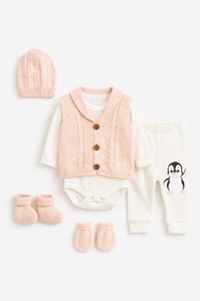 Superbaby Set 5 piese roz – Body, vesta tricotata, pantaloni, caciulita, boto...