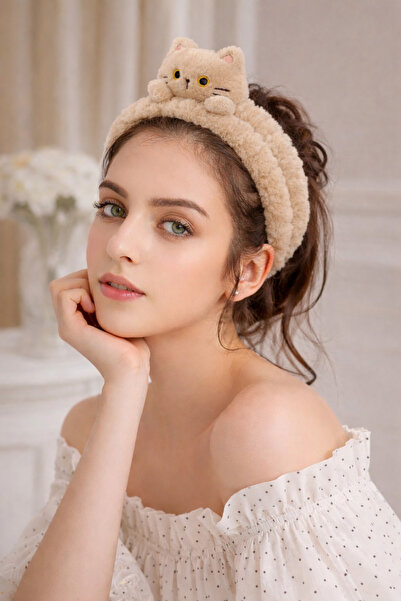 REBORN DESIGN رباط شعر من القطيفة باللون البيج مع شكل قطة